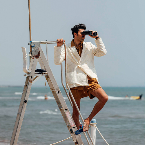 イースト ハーバー サープラス